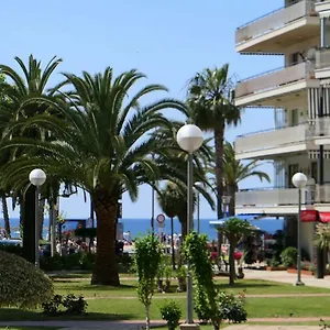 https://rentalmar-delfos.top-hotels-tarragona.com
